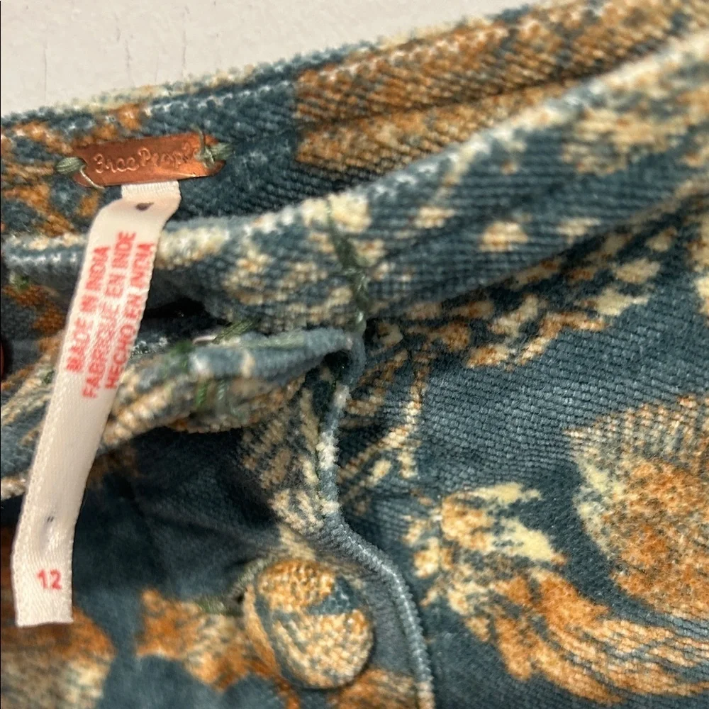 Free People Velvet Emerald Gold Floral button front Mini Skirt size 12 women’s